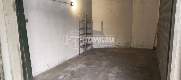  مرآب في Brugherio, Italy 15متر مربع رقم 314731 9