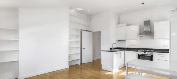 1 bedroom Apartment in London, United Kingdom No. 8685 10