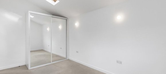 1 bedroom Apartment in London, United Kingdom No. 8685 12