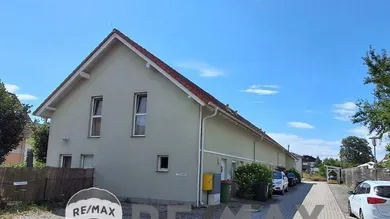 4غرفة تاون هاوس في Deutsch-Wagram, Austria رقم 196096