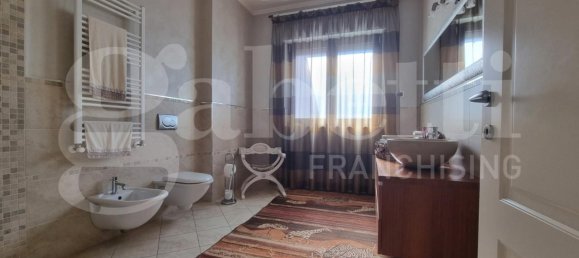 Вилла с 5 комнатами в Трани, Италия № 234946 17