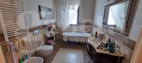 Вилла с 5 комнатами в Трани, Италия № 234946 21