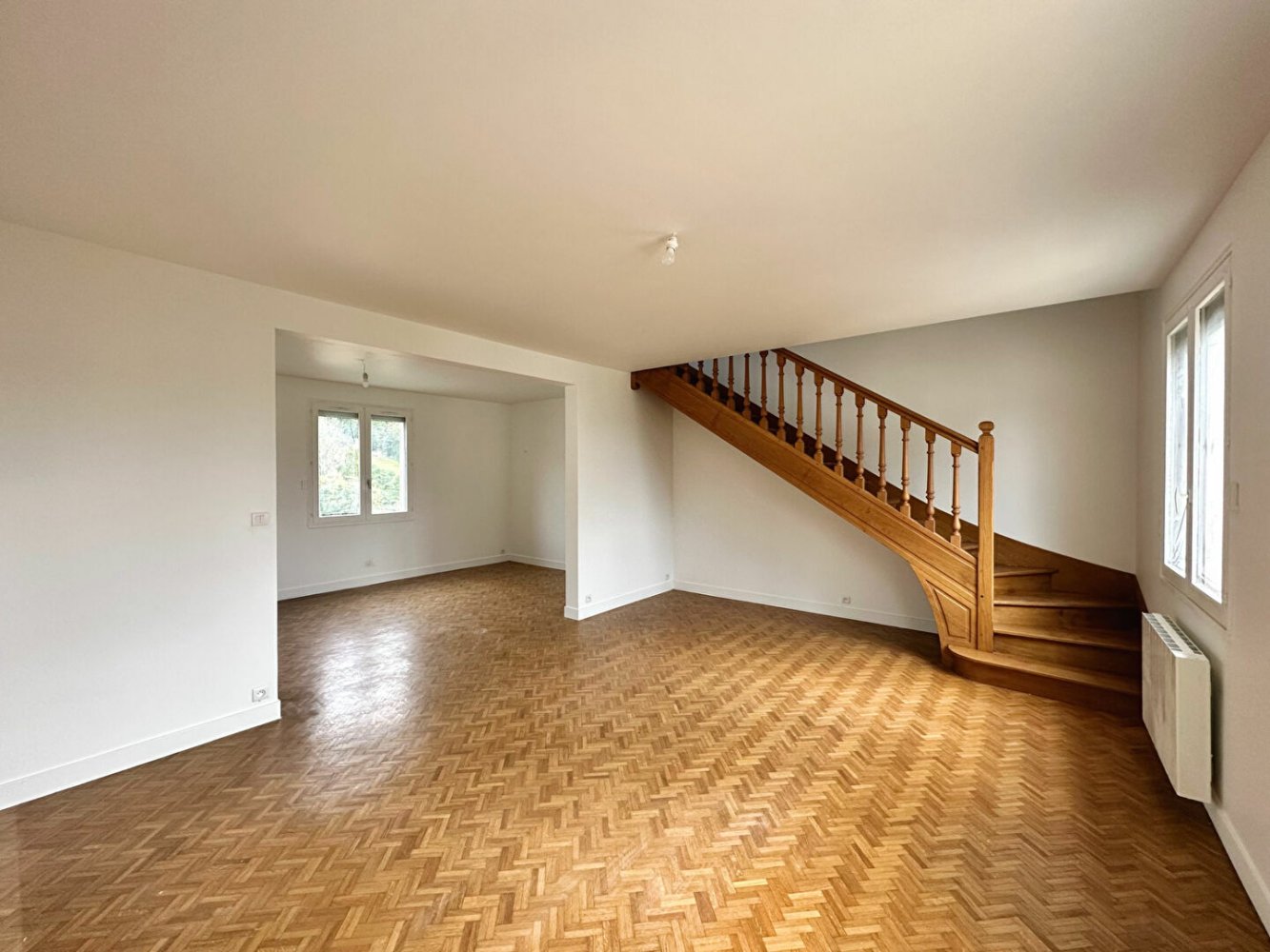 3 bedrooms Duplex in Chantilly, France No. 103309