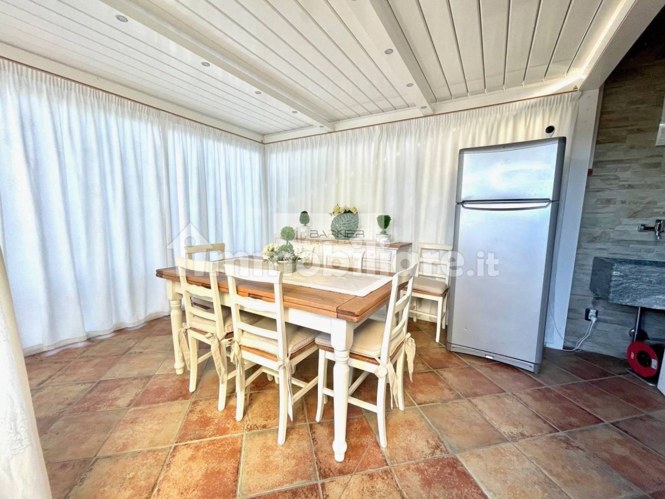 3 bedrooms Villa in Camaiore, Italy No. 193413