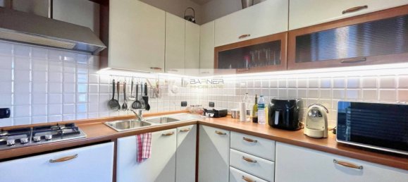 3 bedrooms Villa in Camaiore, Italy No. 193413 10