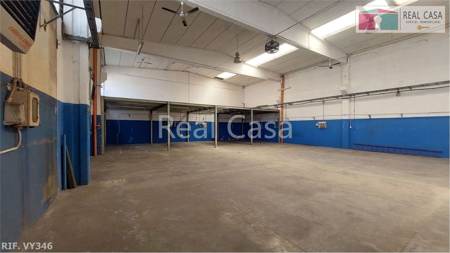 495m² Warehouse in Modena, Italy No. 235878