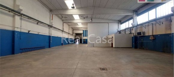 495m² Warehouse in Modena, Italy No. 235878 27