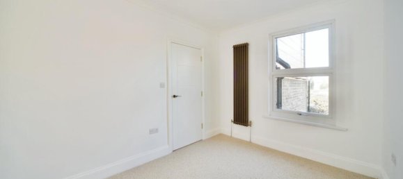 4 bedrooms House in Leytonstone, United Kingdom No. 11544 10