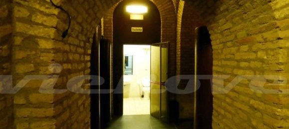 10-salle Propriété commerciale à Rome, Italy No. 222456 21