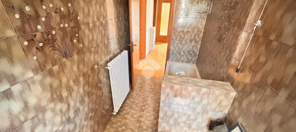 4 bedrooms House in Torgiano, Italy No. 320984 37