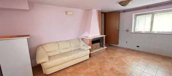 4 bedrooms House in Torgiano, Italy No. 320984 23