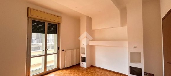 4 bedrooms House in Torgiano, Italy No. 320984 35