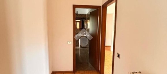 4 bedrooms House in Torgiano, Italy No. 320984 31