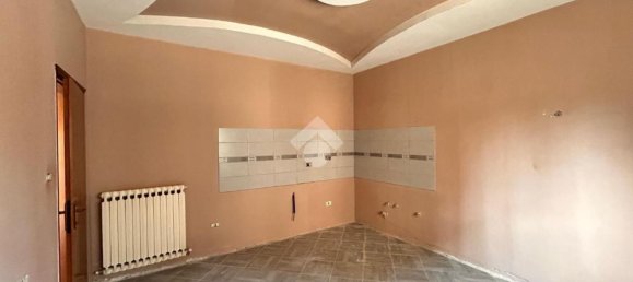 4 bedrooms House in Torgiano, Italy No. 320984 12