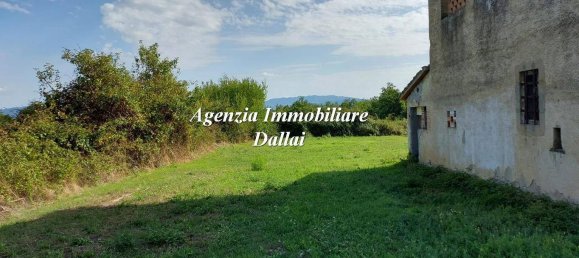 3 غرف نوم منزل في Scarperia e San Piero, Italy رقم 172129 16