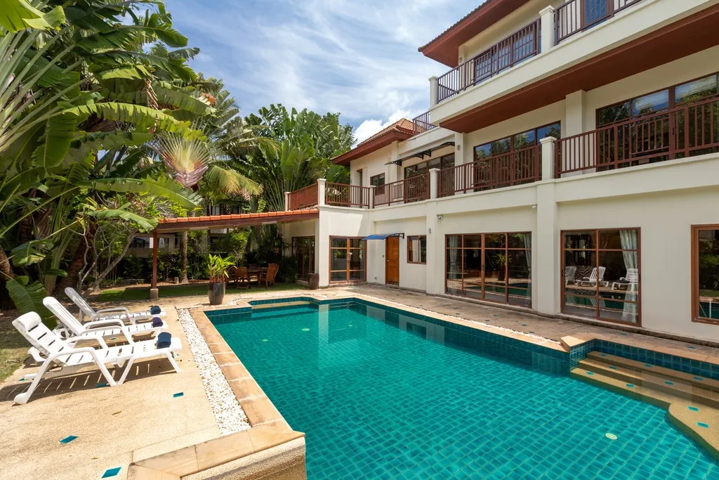 5 bedrooms Villa in Phuket, Thailand No. 86157