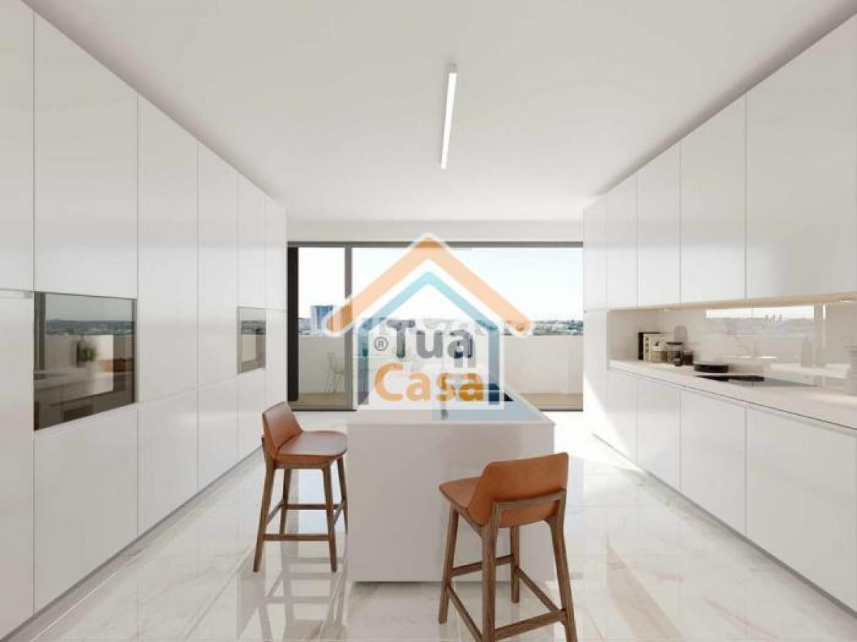 3 bedrooms Apartment in Faro, Portugal No. 3761