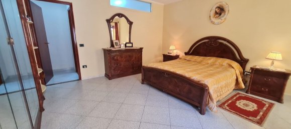 Casa de 6 habitaciónes en Forza d'Agrò, Italy No. 24119 26