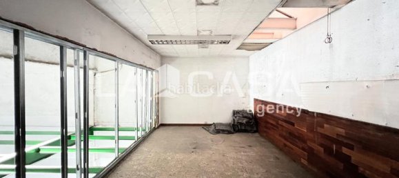 Imóvel comercial em Badalona, Spain 184 m² N.º 147930 11
