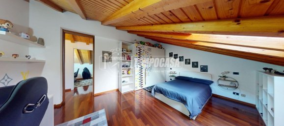 4 rooms Apartment in Olgiate Comasco, Italy No. 3034 25