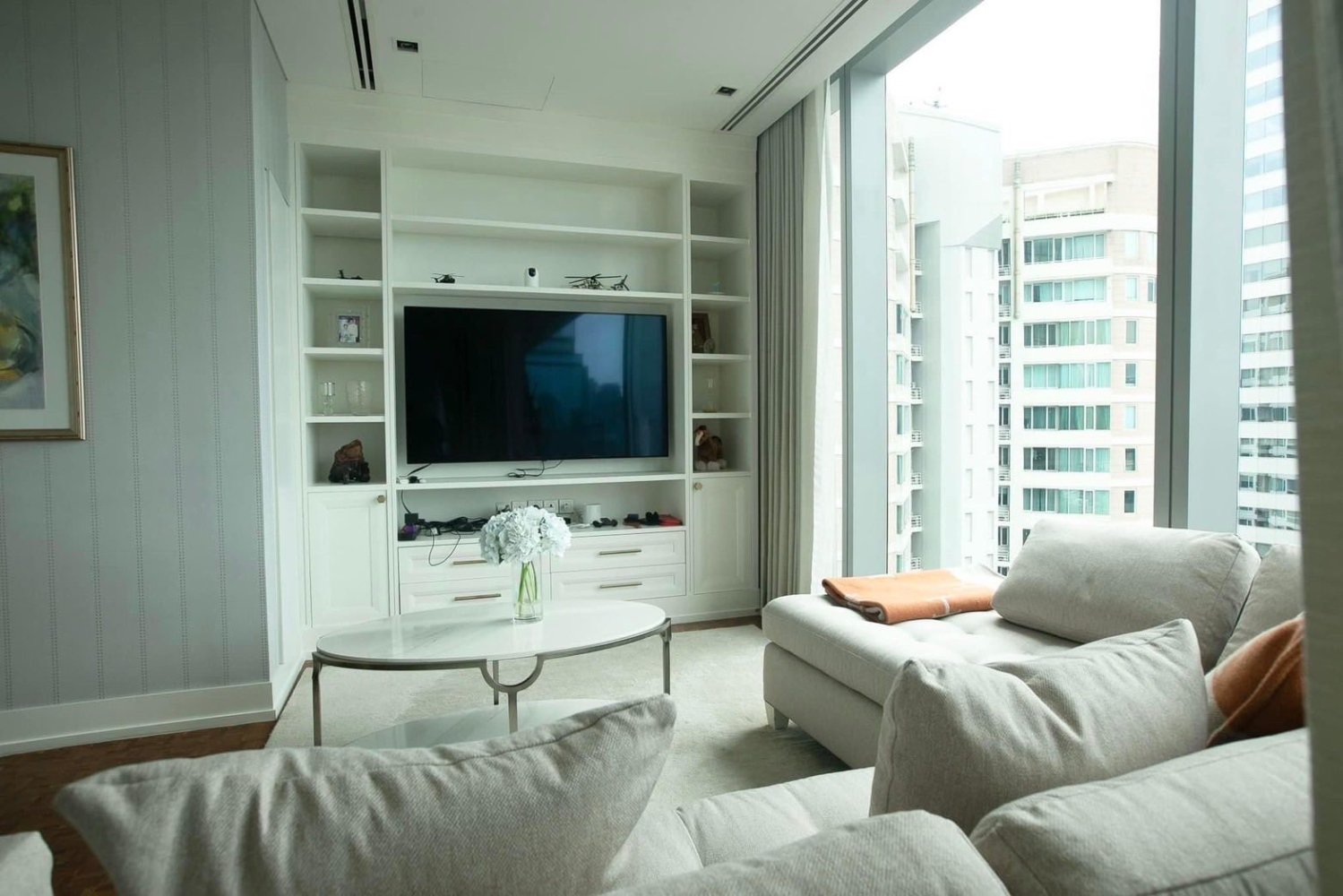 3 bedrooms Condo in Sathon, Thailand No. 65585