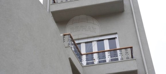 9 bedrooms Building in Porto, Portugal No. 135106 4