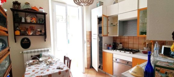 4غرفة شقة في Piombino, Italy رقم 90946 2