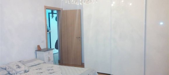 Квартира с 3 комнатами в Тортона, Италия № 206319 5