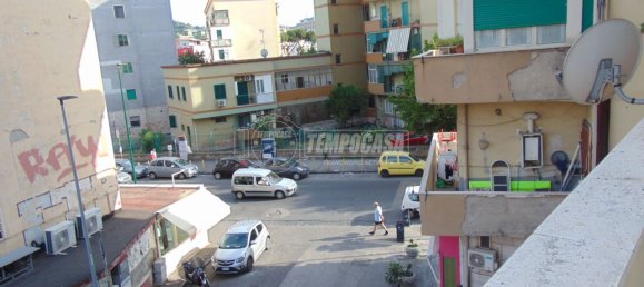 Квартира с 2 спальнями в Неаполь, Италия № 167358 13