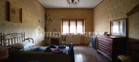 4 bedrooms Villa in Farnese, Italy No. 107071 4