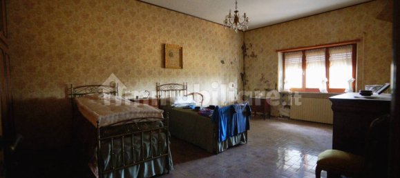 4 bedrooms Villa in Farnese, Italy No. 107071 3