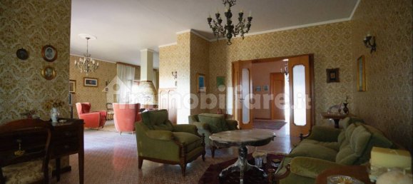 4 bedrooms Villa in Farnese, Italy No. 107071 11