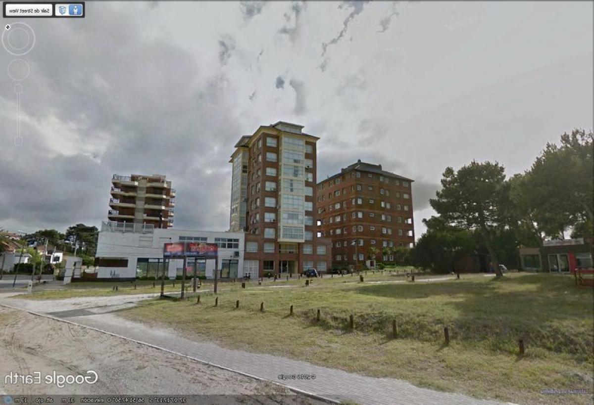 3 bedrooms Apartment in Mar del Plata, Argentina No. 70451