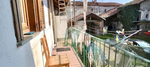 3 bedrooms Apartment in Avigliana, Italy No. 339310 2