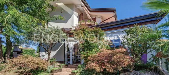 4 rooms Villa in Molteno, Italy No. 64938 2