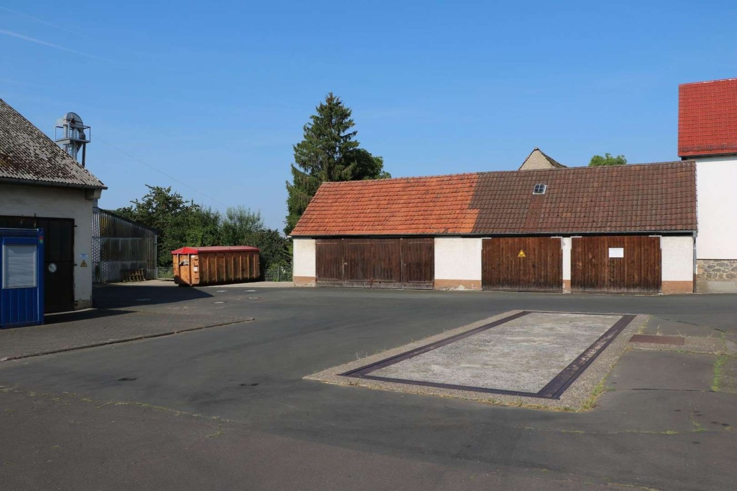  Warehouse in Grunberg, Germany No. 234026