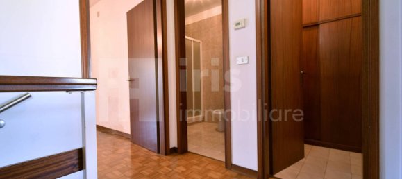 Casa T3 em Udine, Italy N.º 188343 4