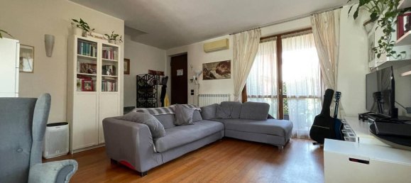 4 rooms House in Crema, Italy No. 106244 9