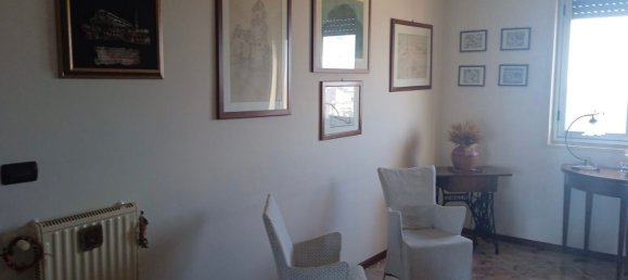 Квартира с 7 комнатами в Виттория, Италия № 288644 9