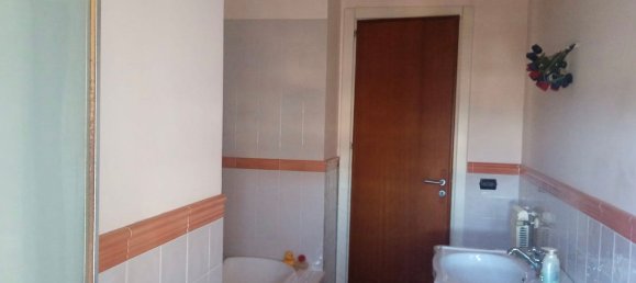 Квартира с 7 комнатами в Виттория, Италия № 288644 14