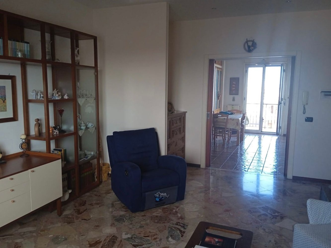 Квартира с 7 комнатами в Виттория, Италия № 288644