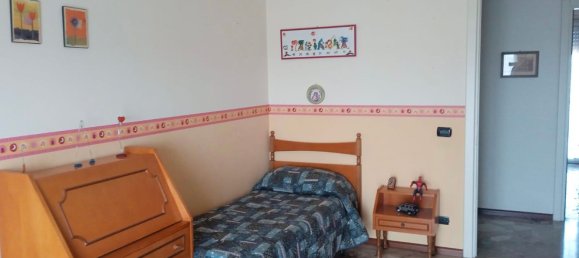 Квартира с 7 комнатами в Виттория, Италия № 288644 4