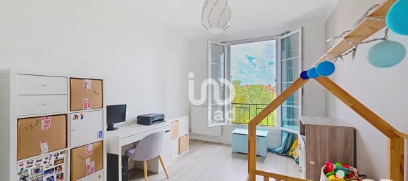 2 bedrooms Apartment in Suresnes, France No. 349220 6