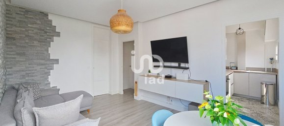 2 bedrooms Apartment in Suresnes, France No. 349220 2