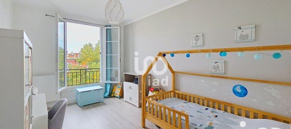 2 bedrooms Apartment in Suresnes, France No. 349220 5