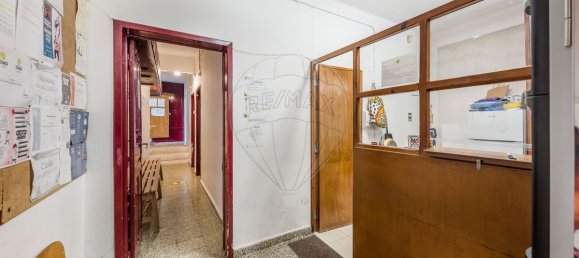 320m² Warehouse in Loures, Portugal No. 211244 10