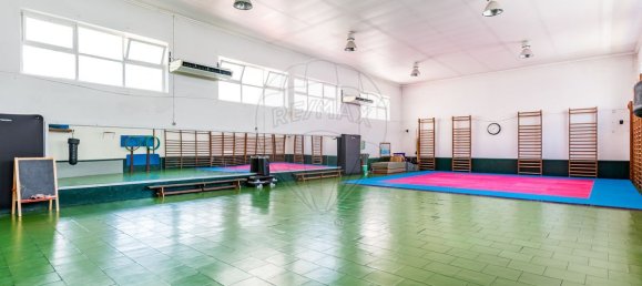 320m² Warehouse in Loures, Portugal No. 211244 14