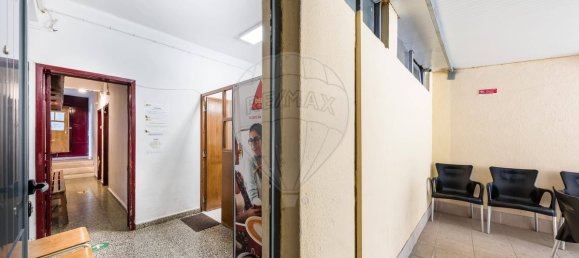 320m² Warehouse in Loures, Portugal No. 211244 8