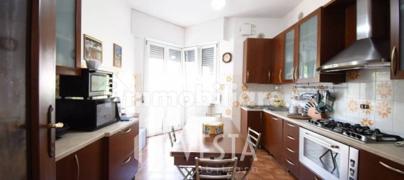 Квартира с 3 спальнями в Казатеново, Италия № 360805 15