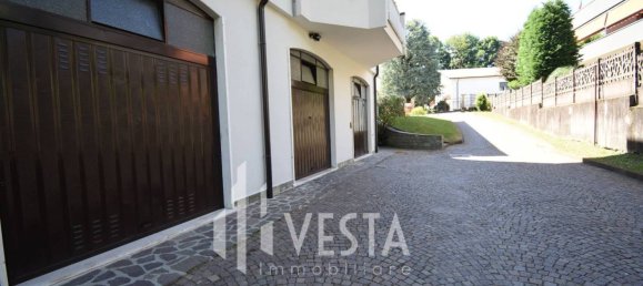 Квартира с 3 спальнями в Казатеново, Италия № 360805 42